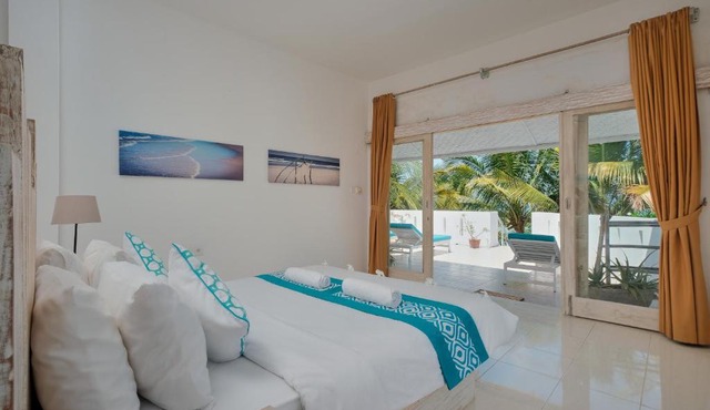 Myamo Beach Lodge in Sumbawa Barat
