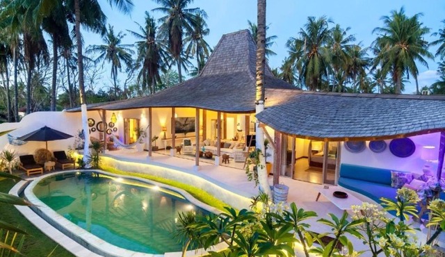 Namastay Private Pool Villa in Gili Islands