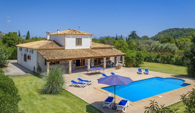 Nice villa near centre of Pollença in Pollensa / Pollença