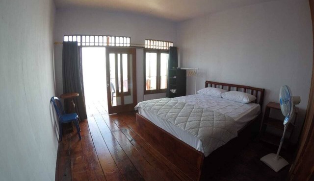 Ora Sunrise View Resort in Salemang