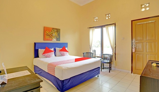 OYO 3096 Hotel Dewi Warsiki Near Gilimanuk Port