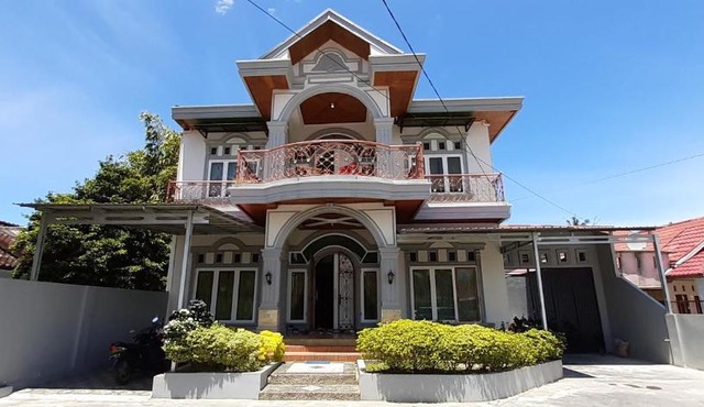 OYO 3407 Yasmin Residence Syariah in Padang