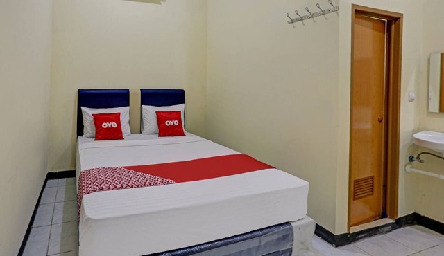 OYO 3767 Permata House