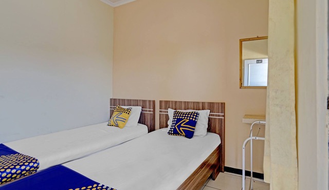 OYO 90622 Hotel Galaksi