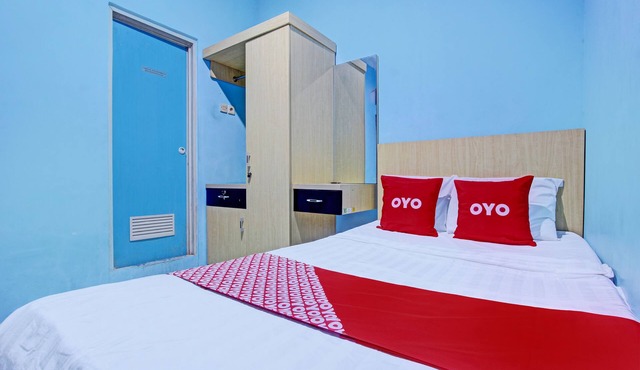 OYO 93209 Guest House Cemara 3 in Tegal