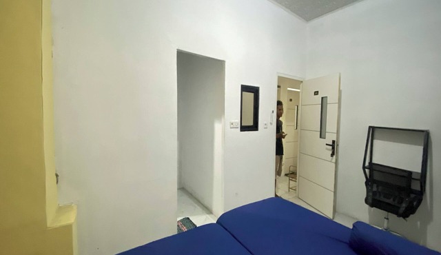 OYO 95038 Khanza Stay