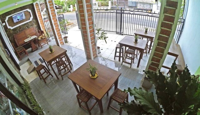 OYO 95309 Ijen Homestay