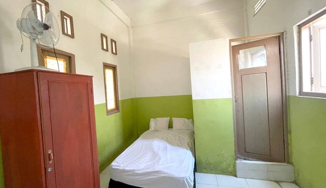 OYO Life 93075 Nova Jaya 2 Homestay Syariah