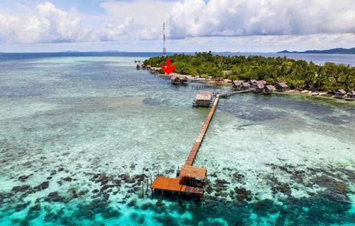 ParfrayHomestay Raja ampat in Besir