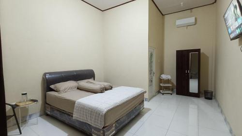 Pink Side Guesthouse
