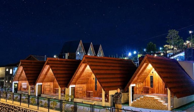Pondok Seroja Cabin & Resto in Kejajar