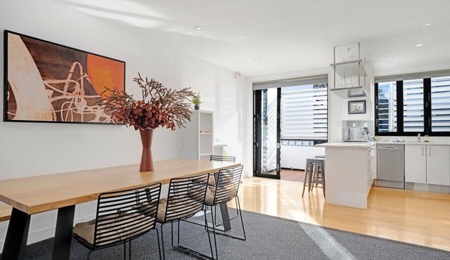 Ponsonby Retreat | Moments from Top Restaurants in Auckland Central Suburbs
