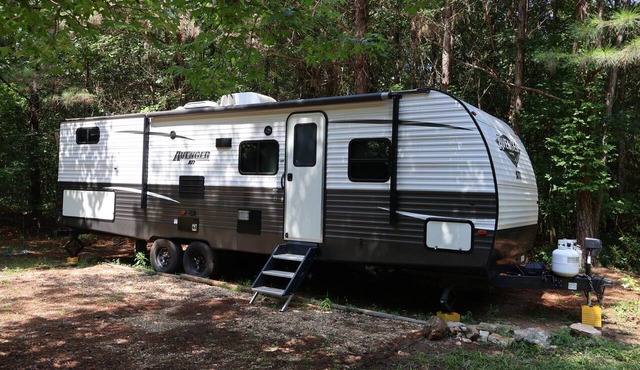 Private Peaceful Getaway with 2-bedroom Camper on a 5 acre pond in The Rock