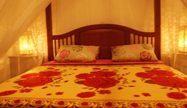RADEN HOME STAY