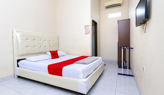 RedDoorz @ Jalan Sidomuncul 2 Jambi in Jambi