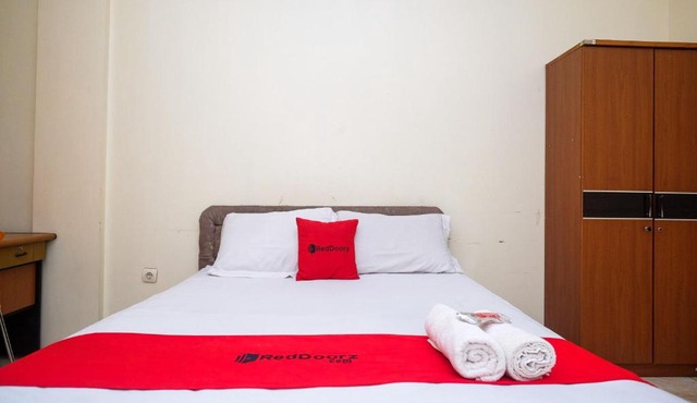 RedDoorz near RSUD Kandou Manado