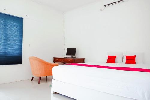 RedDoorz Syariah at D Musangking Hotel Kaur in Padangguci