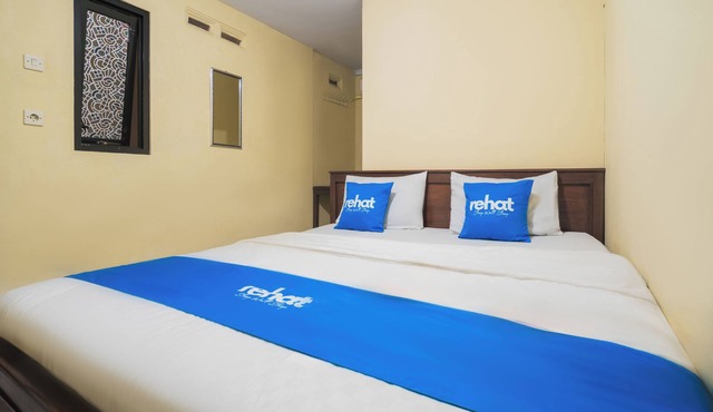 Rehat at Assalam Guest House Syariah in Katapang