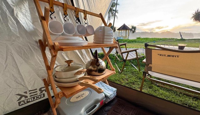 Riversides Glamping - Tiara Hills in Watukarung