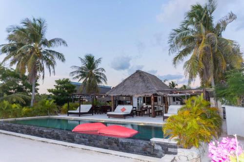 Rote Island Huts in Rote Island