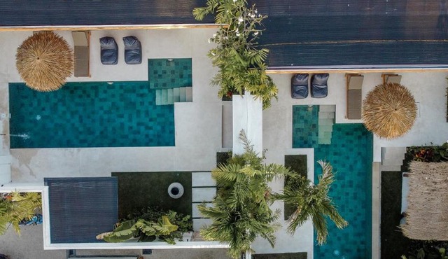 Ruta Villas - 4BR near Nyanyi Beach & Luna Beach Club, 2 Villas Next to Each Other in Tanah Lot