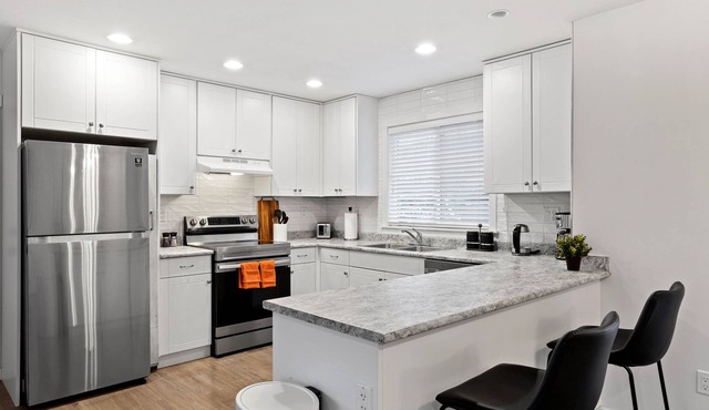 Spacious and Modern 3 Bedroom in Kamloops