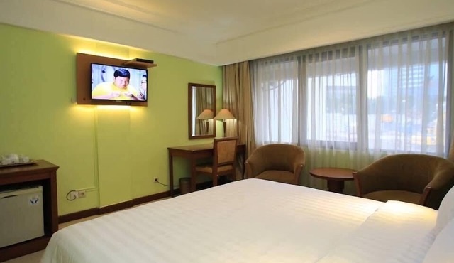 Stay 'd Kuningan