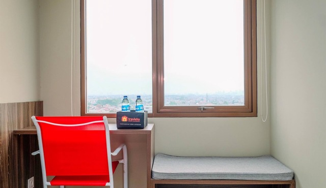 Strategic and Nice Studio at LRT City Jatibening Apartment