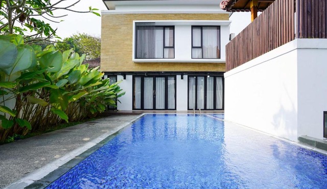 The Lavana Signature Greenkhaza Villa Jogja