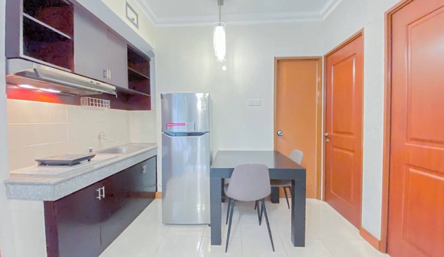 The Signature 2BR at Grand Setiabudi Apartment By Travelio