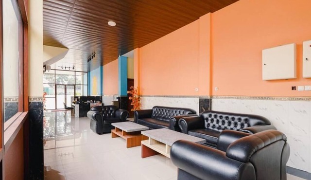 Tripletree Kenaro Hotel