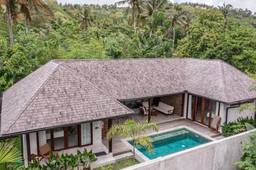 Tropical Luxury 2-BR Villa in Kuta Lombok in Kuta Lombok