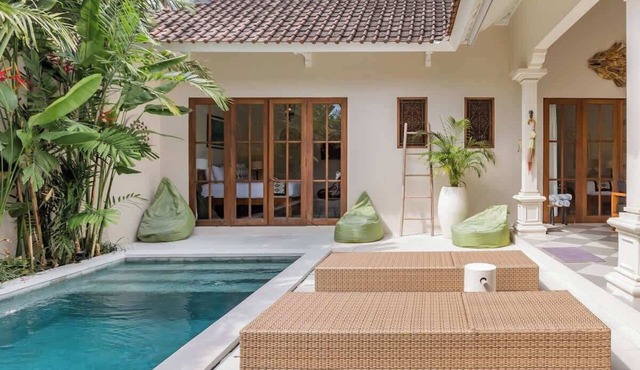 Unwind at Seminyak Pool Villa 1Min Walk to Center