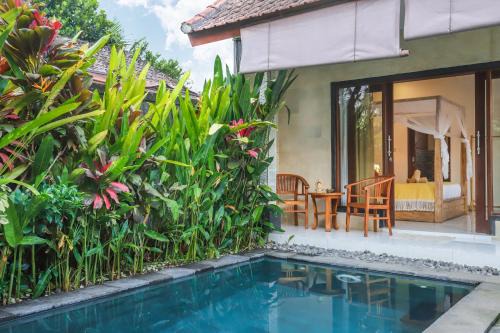 Villa Bello Artizano - 2BDR on Hill, Pool, Cool Air in Tegalalang