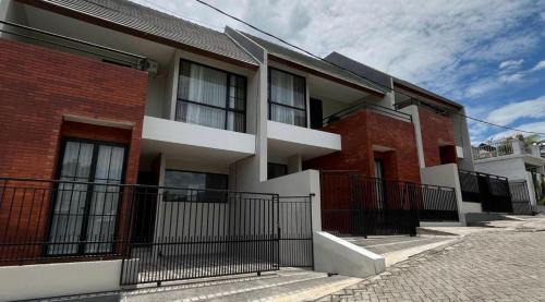 Villa Grand Metro in Batu
