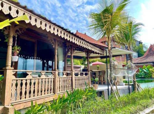 Villa Kayu, a cozy 1 BR cabin with breathtaking paddy views in Ubud