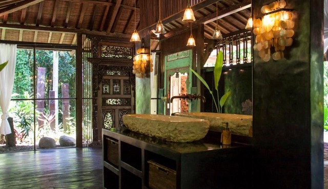 Villa Mahadevi 2 Ubud Jungle Retreat Joglo in Ubud