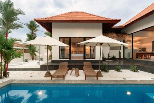 Villa Sara Anna II Mediterranean Modern in Munggu