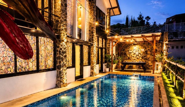 Villa W-5 Private Private Pool Lembang, Bandung in Jawa Barat