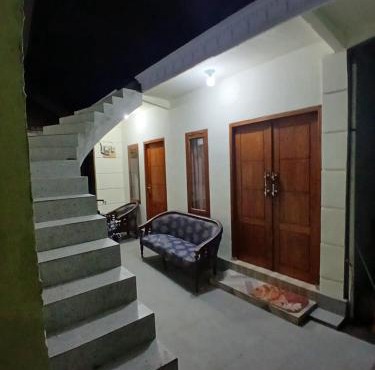 Widodaren Homestay twin bed