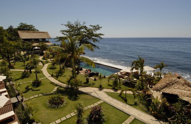 Tauch Terminal Resort Tulamben in Bali