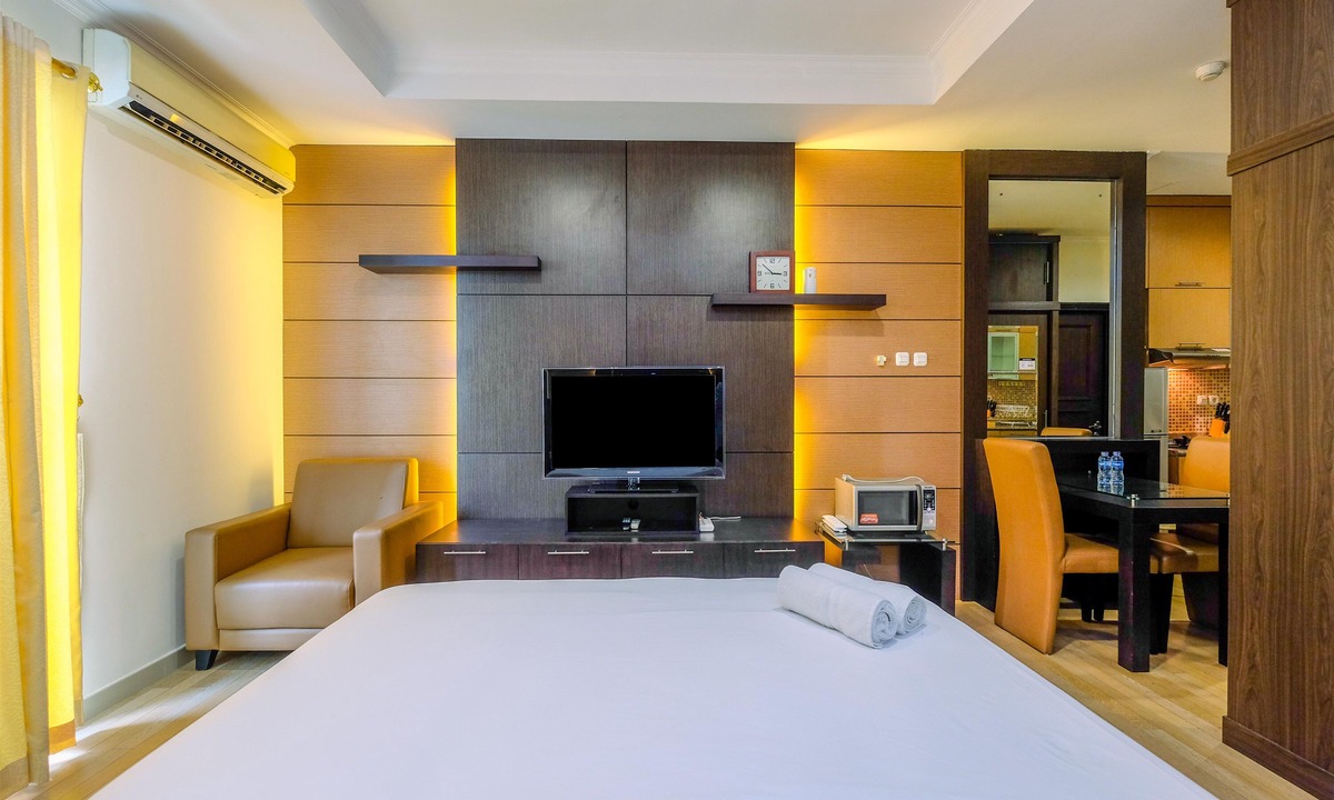 Permata Hijau Apartment | Fancy And Classic Studio Room At Bellezza Apartment