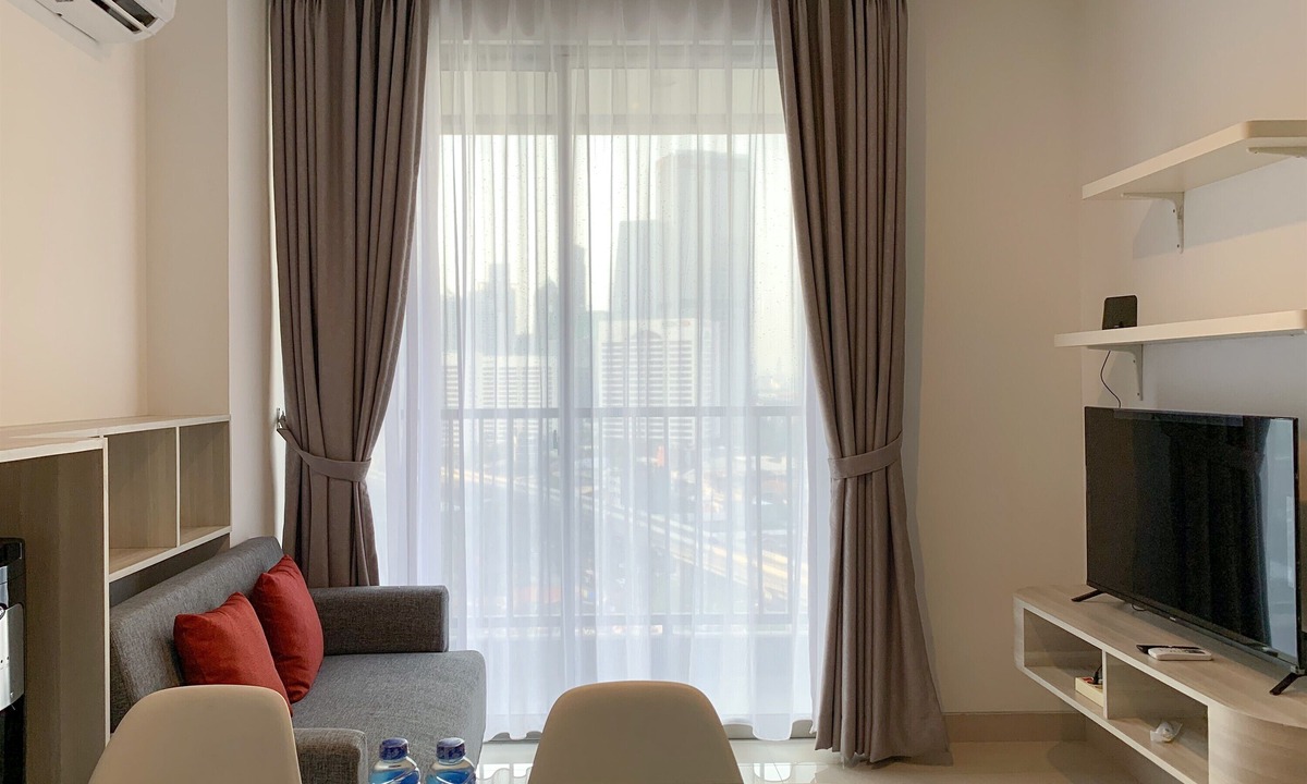 Semanggi Apartment | Cozy Living And Tidy 2Br Ciputra World 2 Apartment
