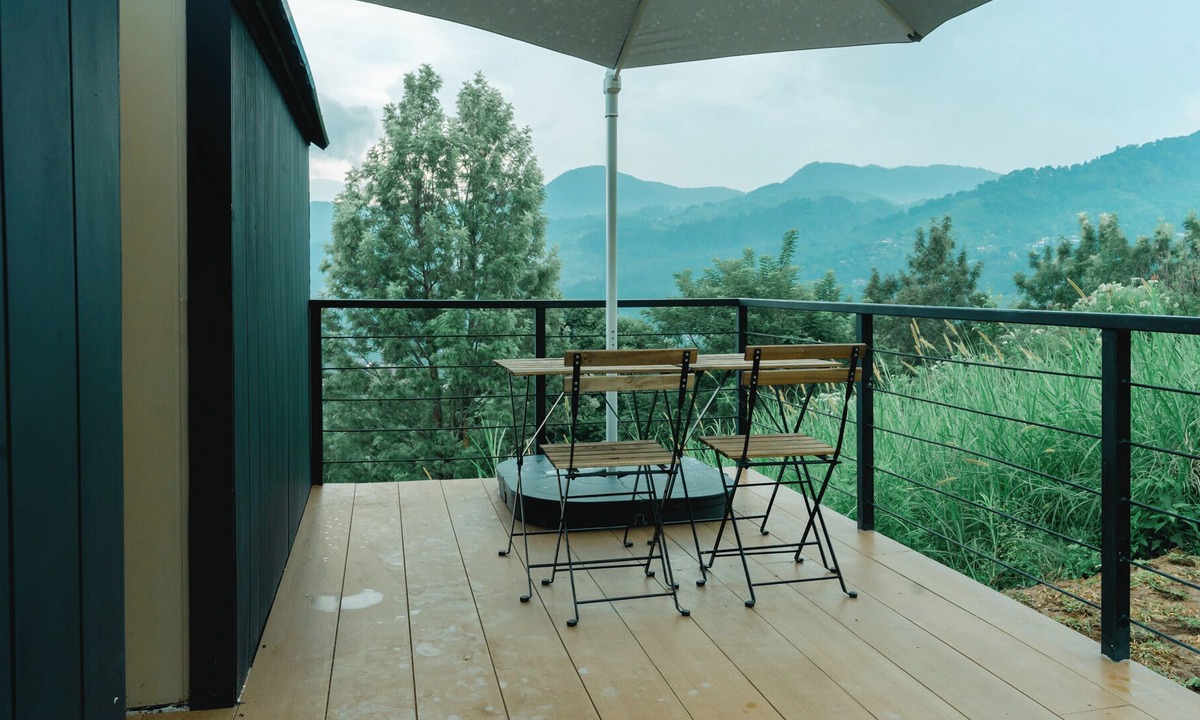 Cisarua Hotel | Bobocabin Gunung Mas