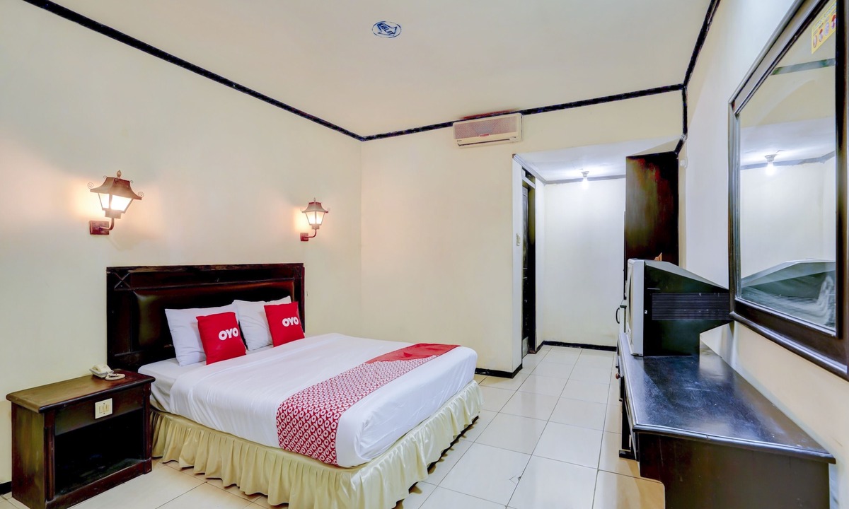 Lumajang Hotel | OYO 90250 Hotel Lumajang New
