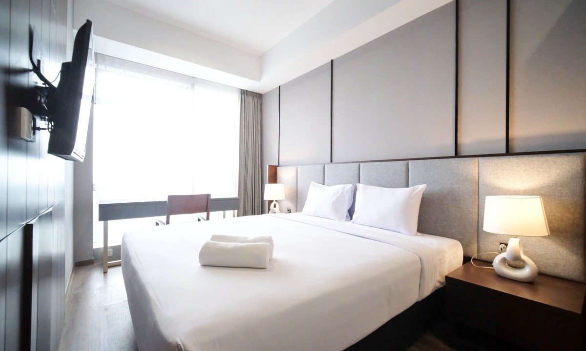 Suko Manunggal Apartment | Tidy And Spacious 2Br At Grand Sungkono Lagoon Apartment