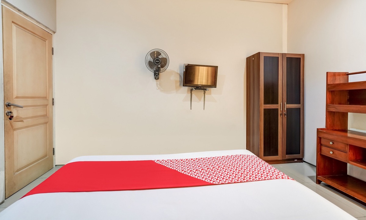 Suko Manunggal Hotel | OYO 90935 Rumah Kost Metroliving