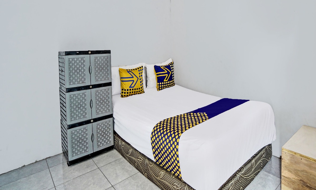 Prigen Hotel | Hotel O Fun Guesthouse Syariah
