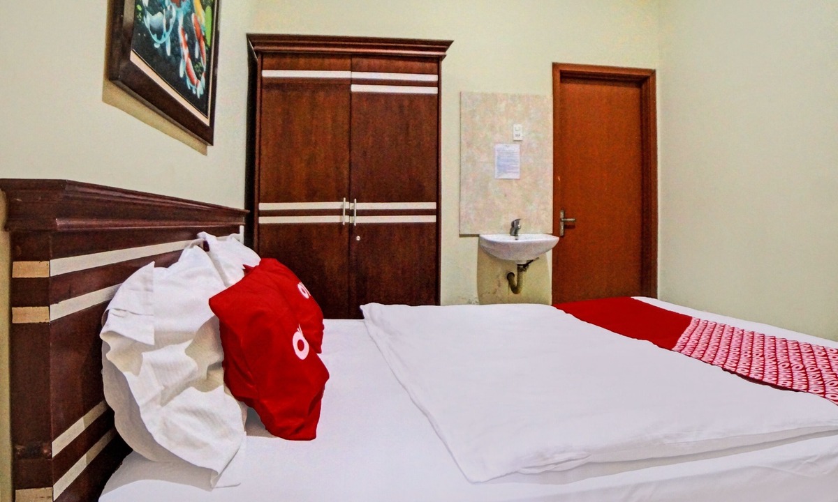Medan Hotel | OYO 92430 Anora Homestay