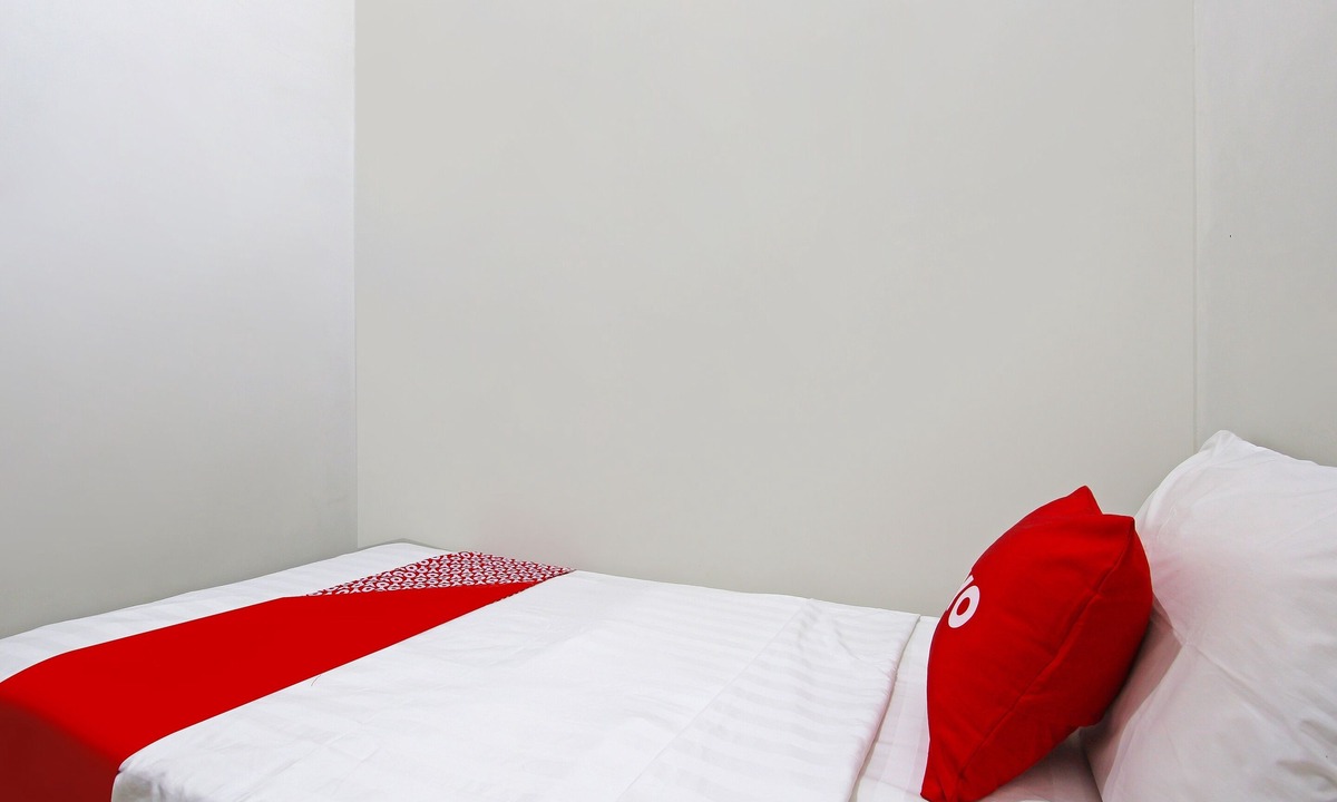 Tegal Hotel | OYO 91487 Ib Homestay Syariah